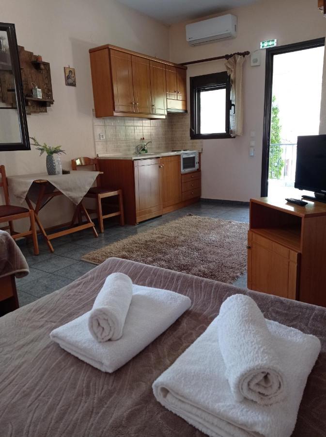 Guesthouse Platon ออร์มา ภายนอก รูปภาพ